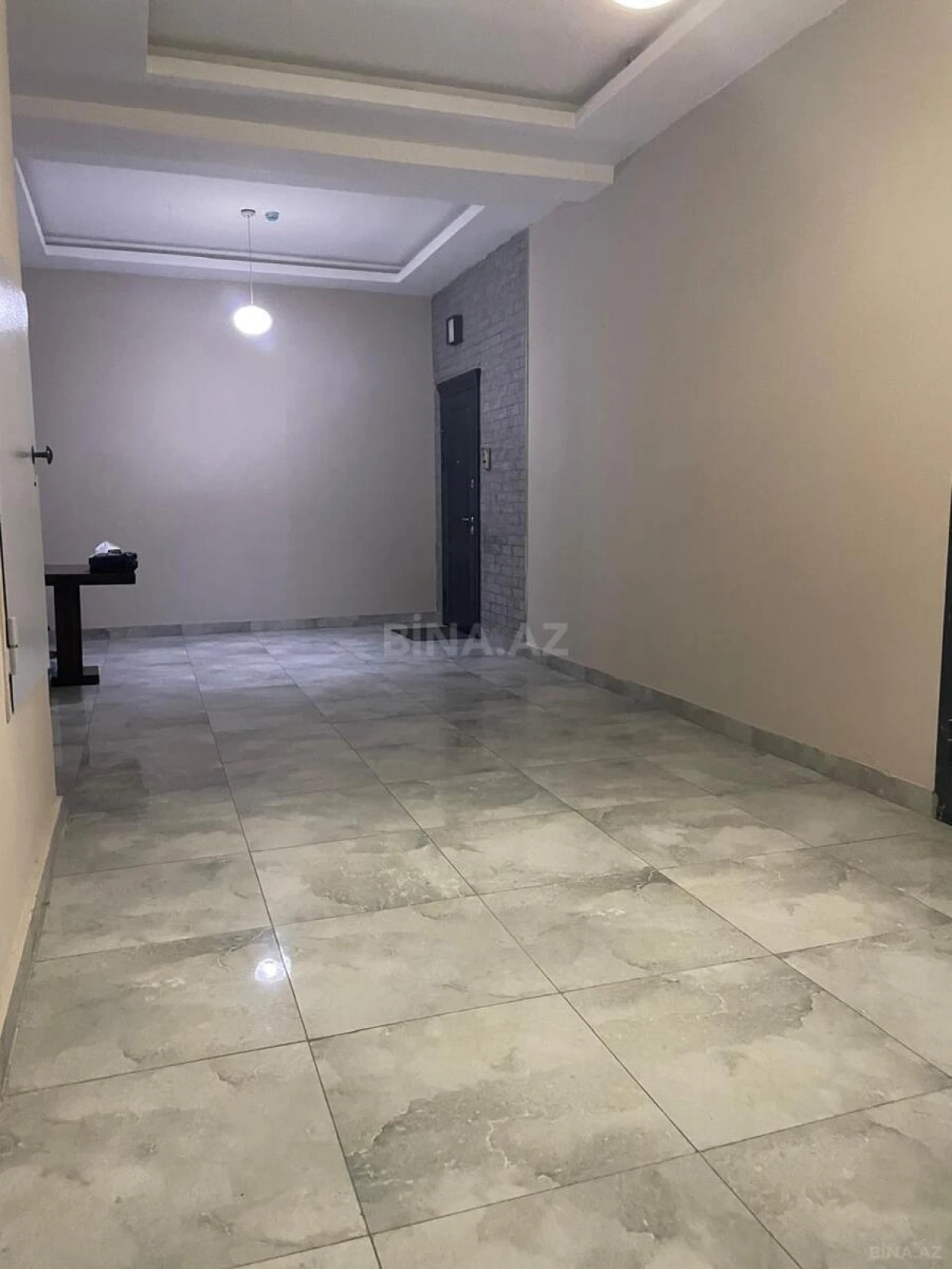 Satılır 4 otaqlı mənzil 259 m²