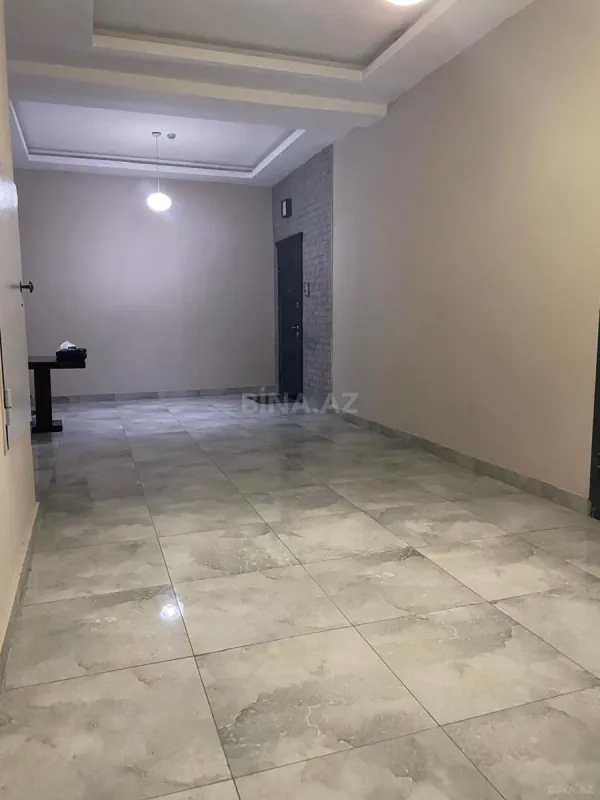 Satılır 4 otaqlı mənzil 259 m²