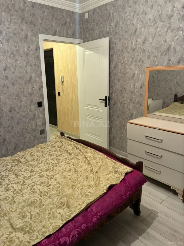 Satılır 2 otaqlı mənzil 60 m²