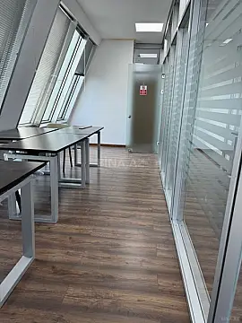 Kirayə verilir 6 otaqlı ofis 220 m²
