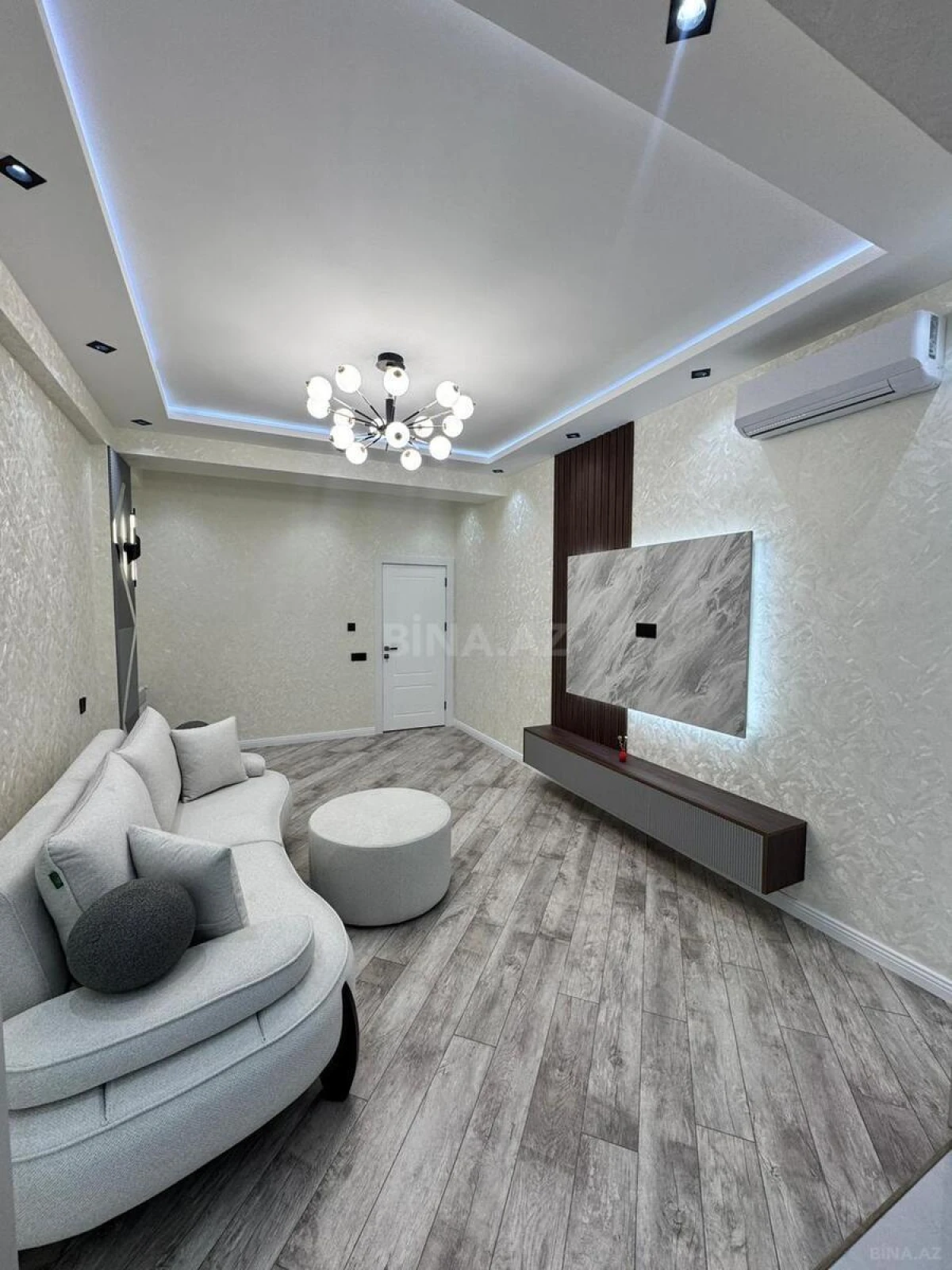 Satılır 3 otaqlı mənzil 90 m²