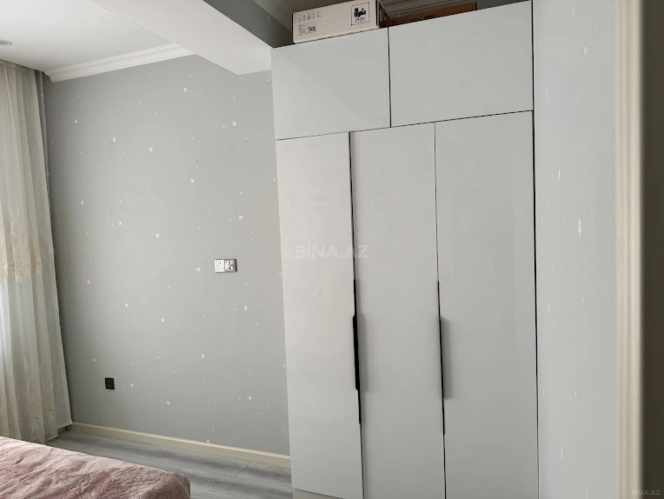 Kirayə verilir 3 otaqlı mənzil 91 m²