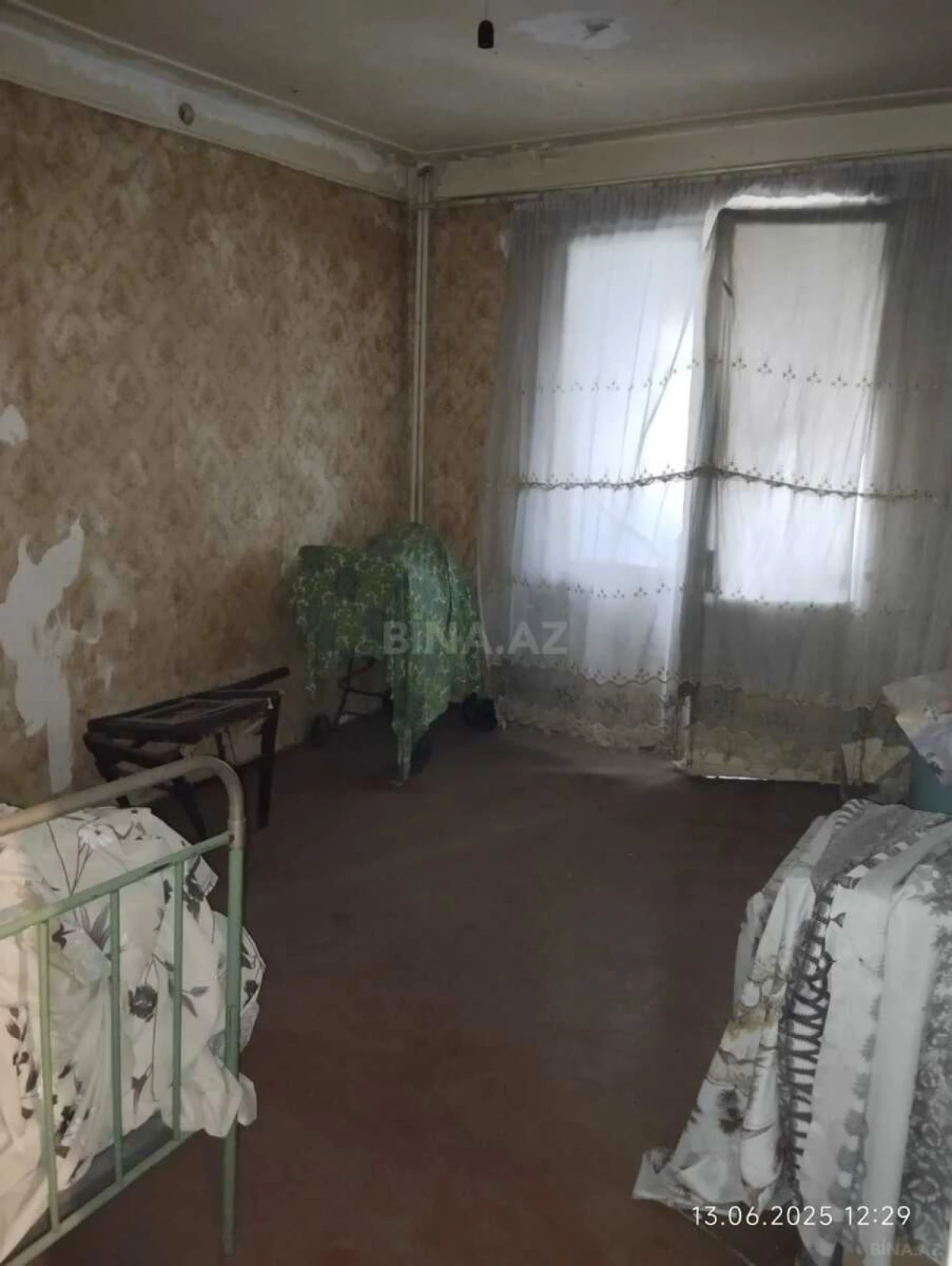 Satılır 5 otaqlı mənzil 110 m²