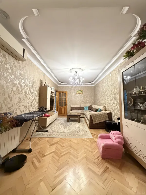 Satılır 3 otaqlı mənzil 85 m²
