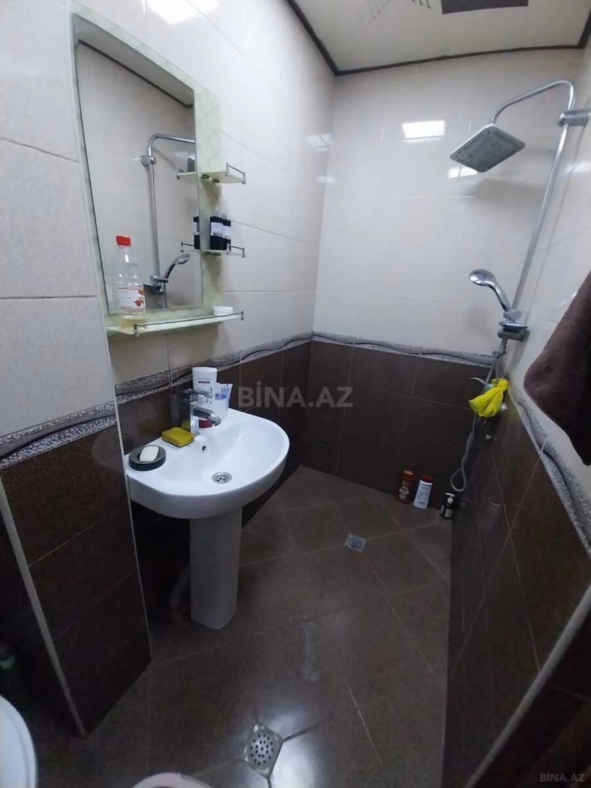 Kirayə verilir 2 otaqlı mənzil 56 m²