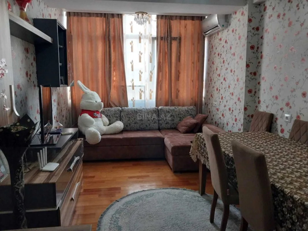 Kirayə verilir 2 otaqlı mənzil 56 m²