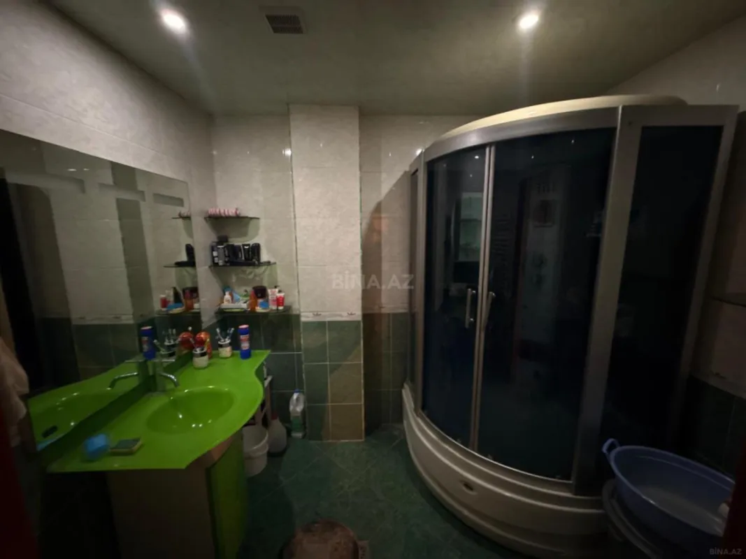 Kirayə verilir 3 otaqlı mənzil 125 m²