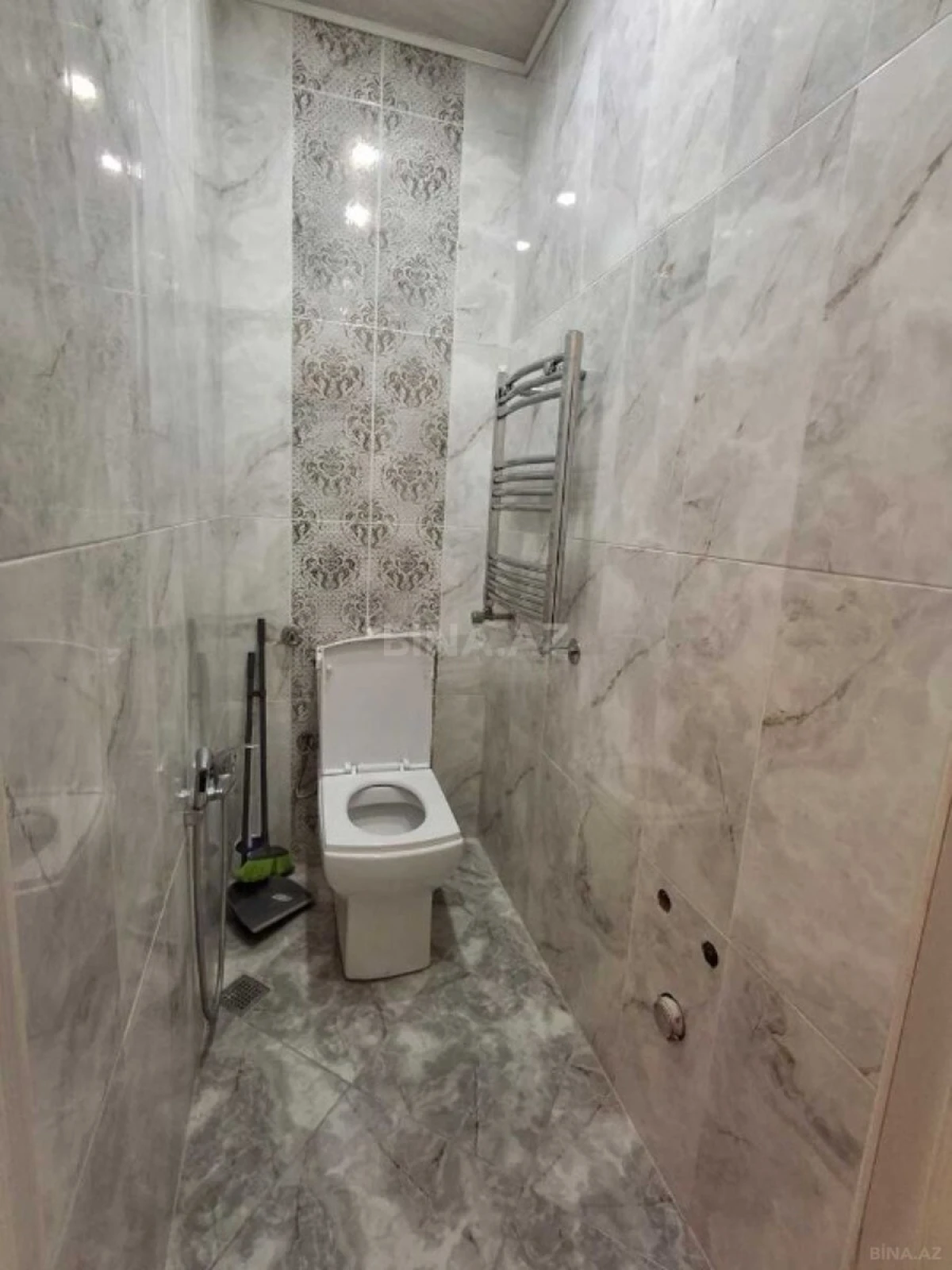 Satılır 2 otaqlı mənzil 65 m²