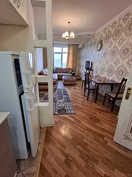 Satılır 2 otaqlı mənzil 65 m²