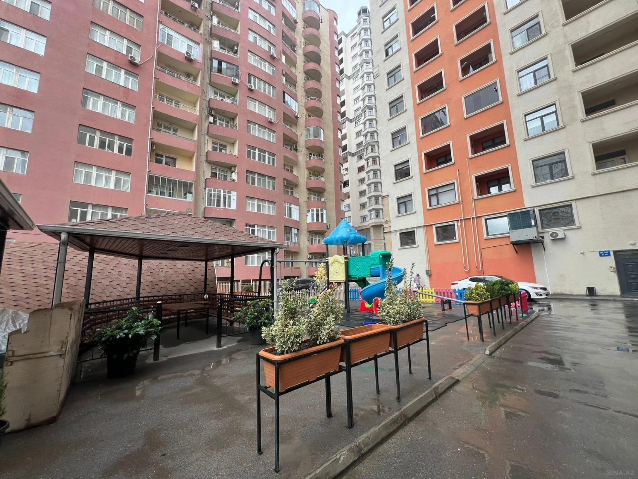 Satılır 1 otaqlı mənzil 47 m²