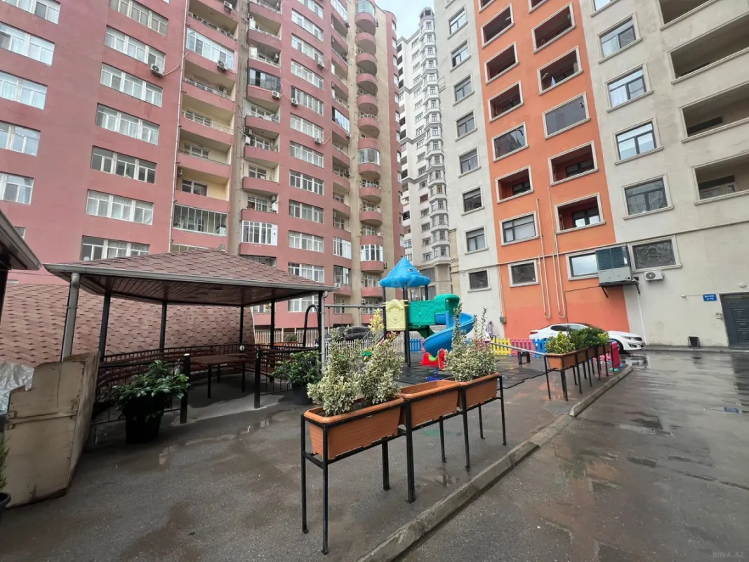 Satılır 1 otaqlı mənzil 47 m²