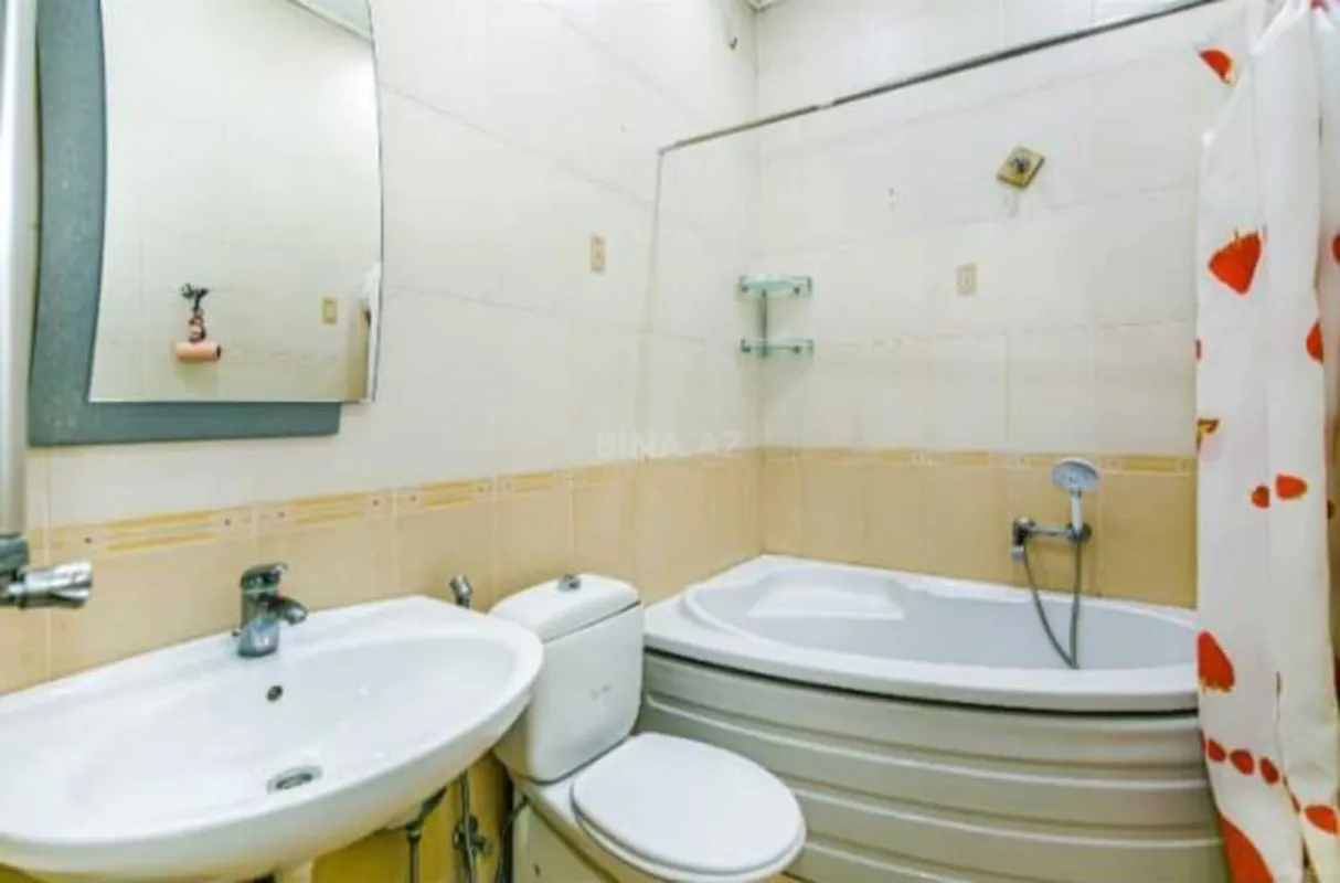 Kirayə verilir 3 otaqlı mənzil 100 m²