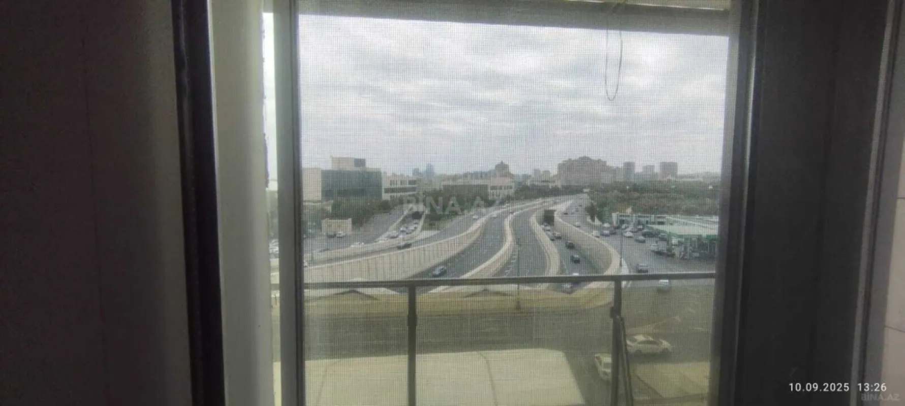 Satılır 2 otaqlı mənzil 55 m²