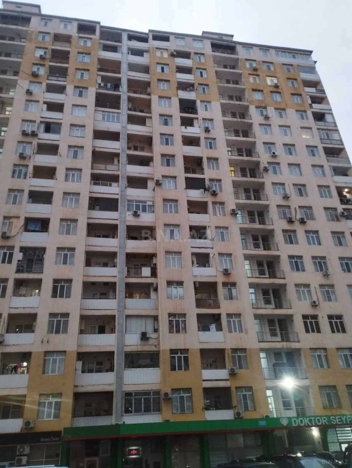 Satılır 2 otaqlı mənzil 64 m²