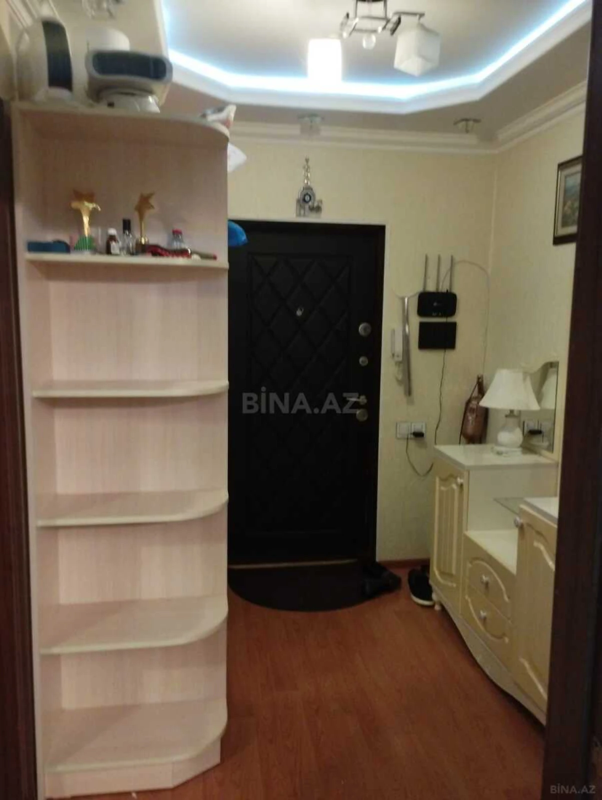 Satılır 2 otaqlı mənzil 64 m²