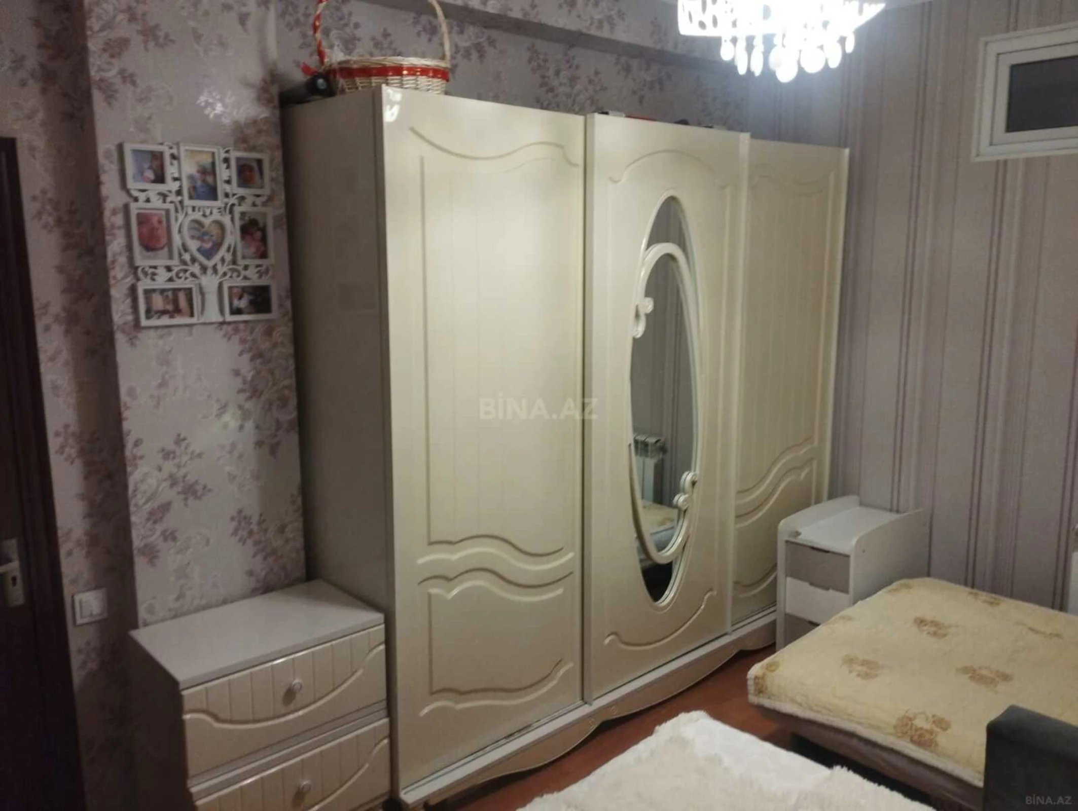 Satılır 2 otaqlı mənzil 64 m²