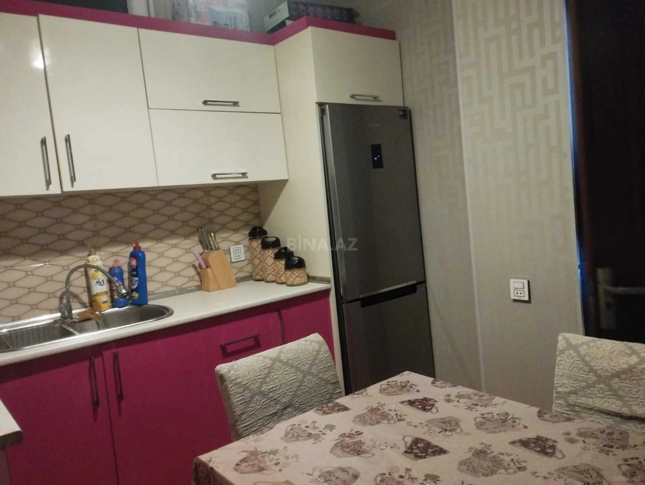 Satılır 2 otaqlı mənzil 64 m²