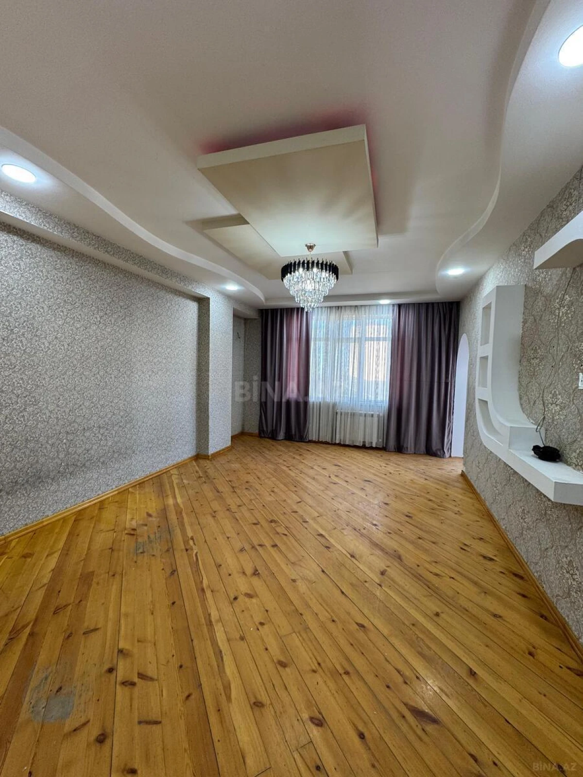 Satılır 2 otaqlı mənzil 78 m²