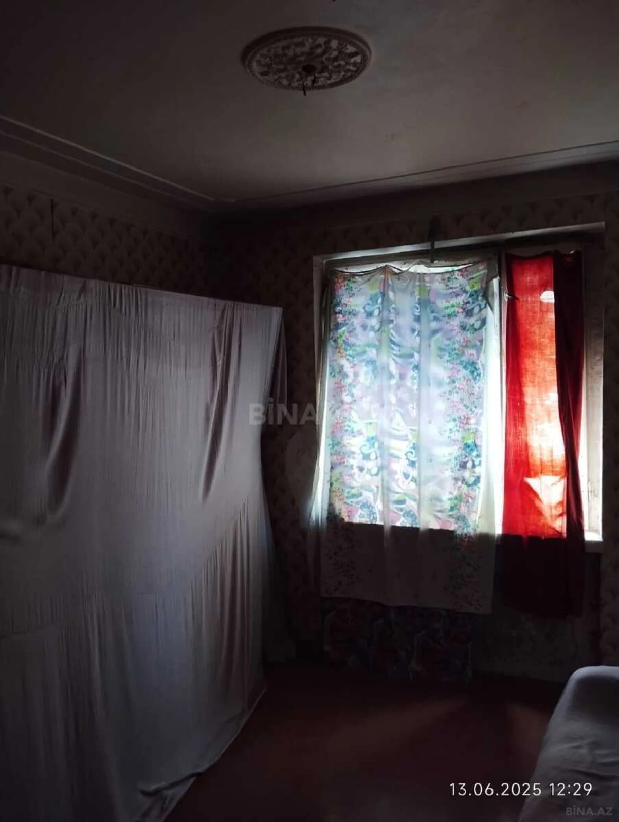 Satılır 4 otaqlı mənzil 100 m²