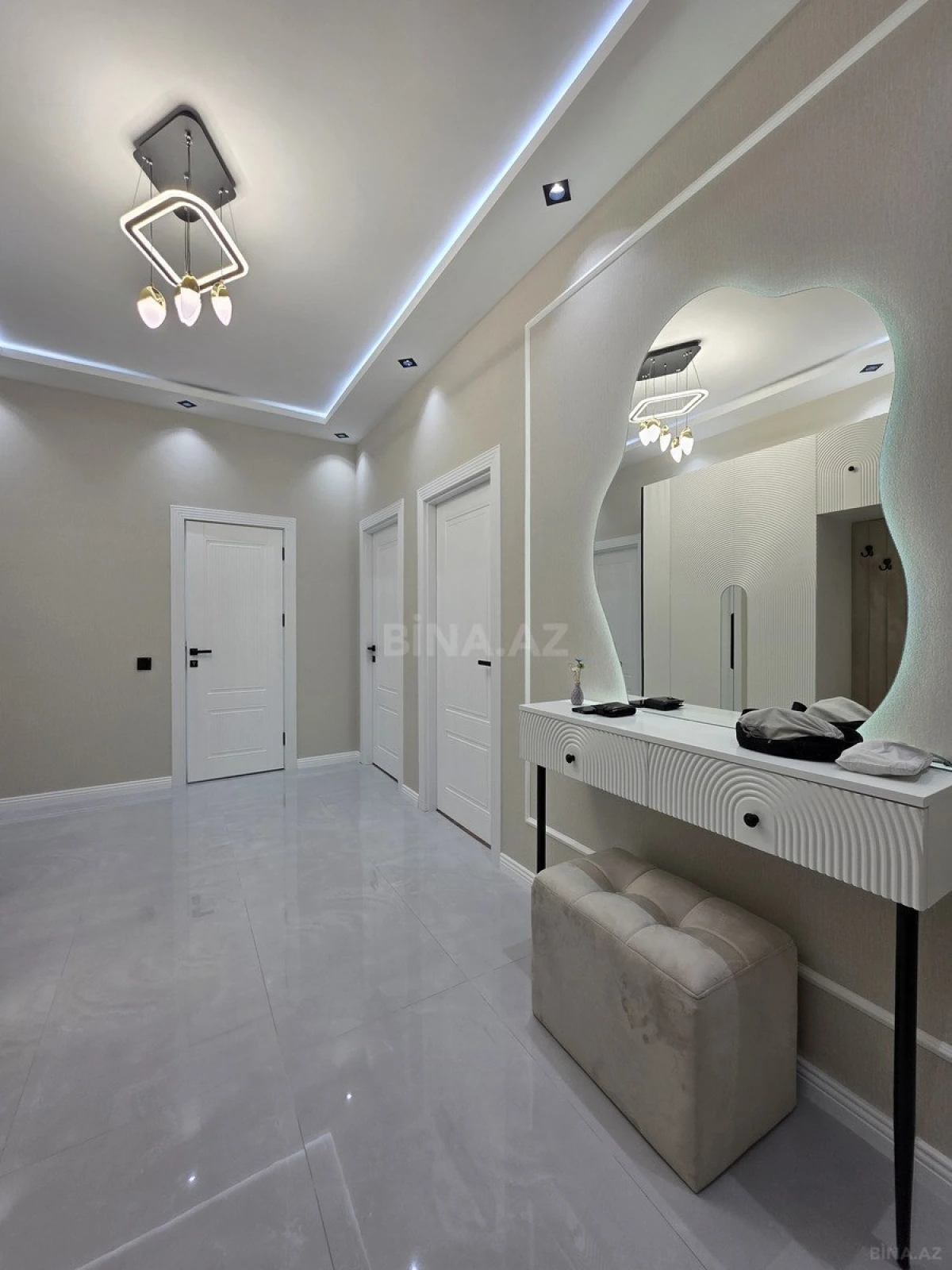 Satılır 3 otaqlı mənzil 90 m²