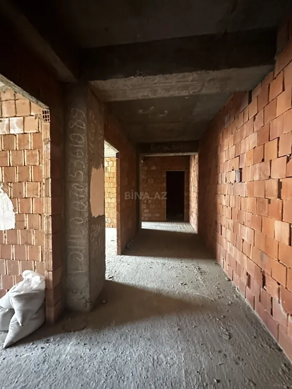 Satılır 1 otaqlı mənzil 58 m²