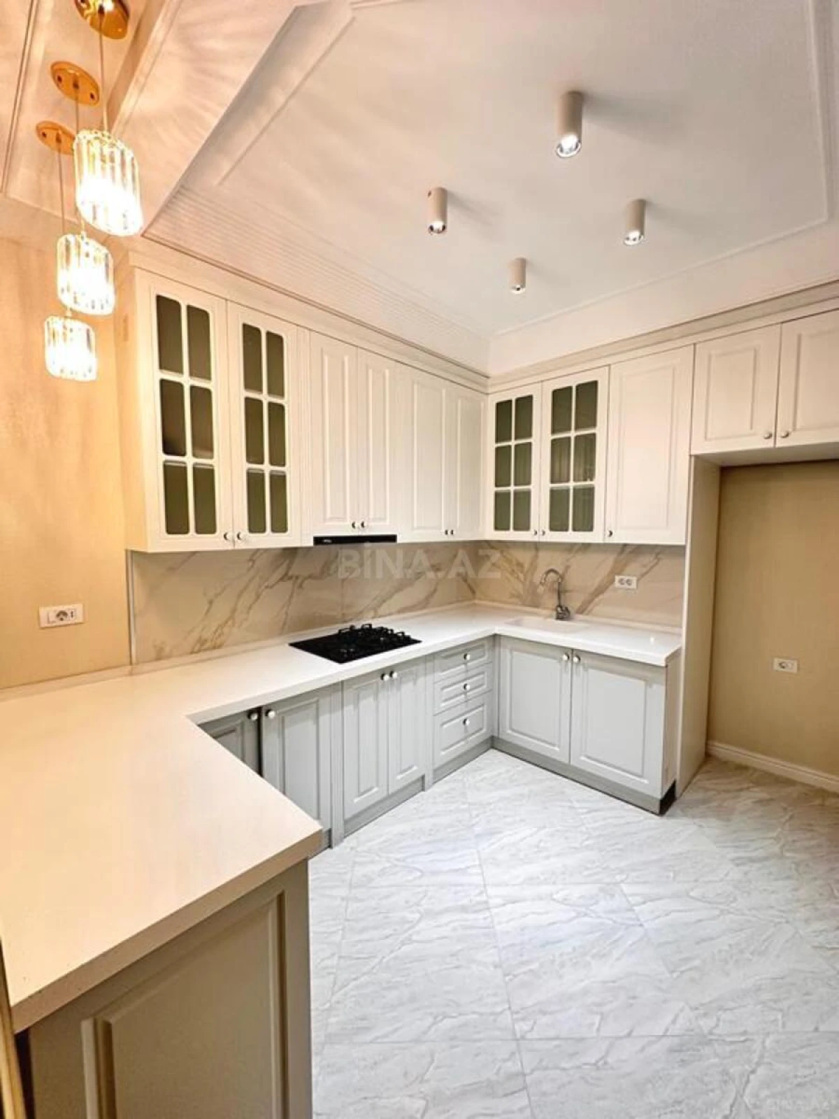 Satılır 2 otaqlı mənzil 80 m²