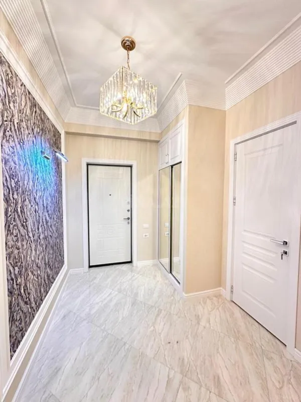 Satılır 2 otaqlı mənzil 80 m²