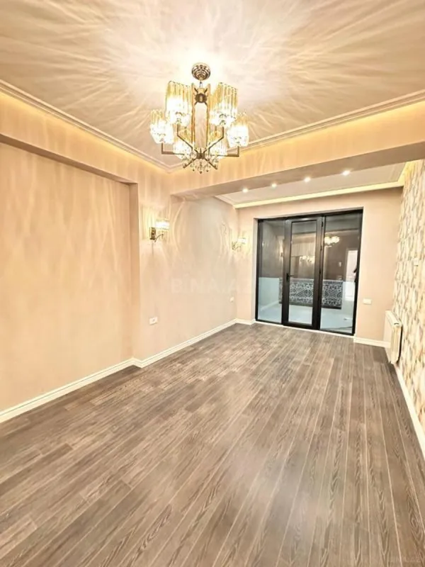 Satılır 2 otaqlı mənzil 80 m²