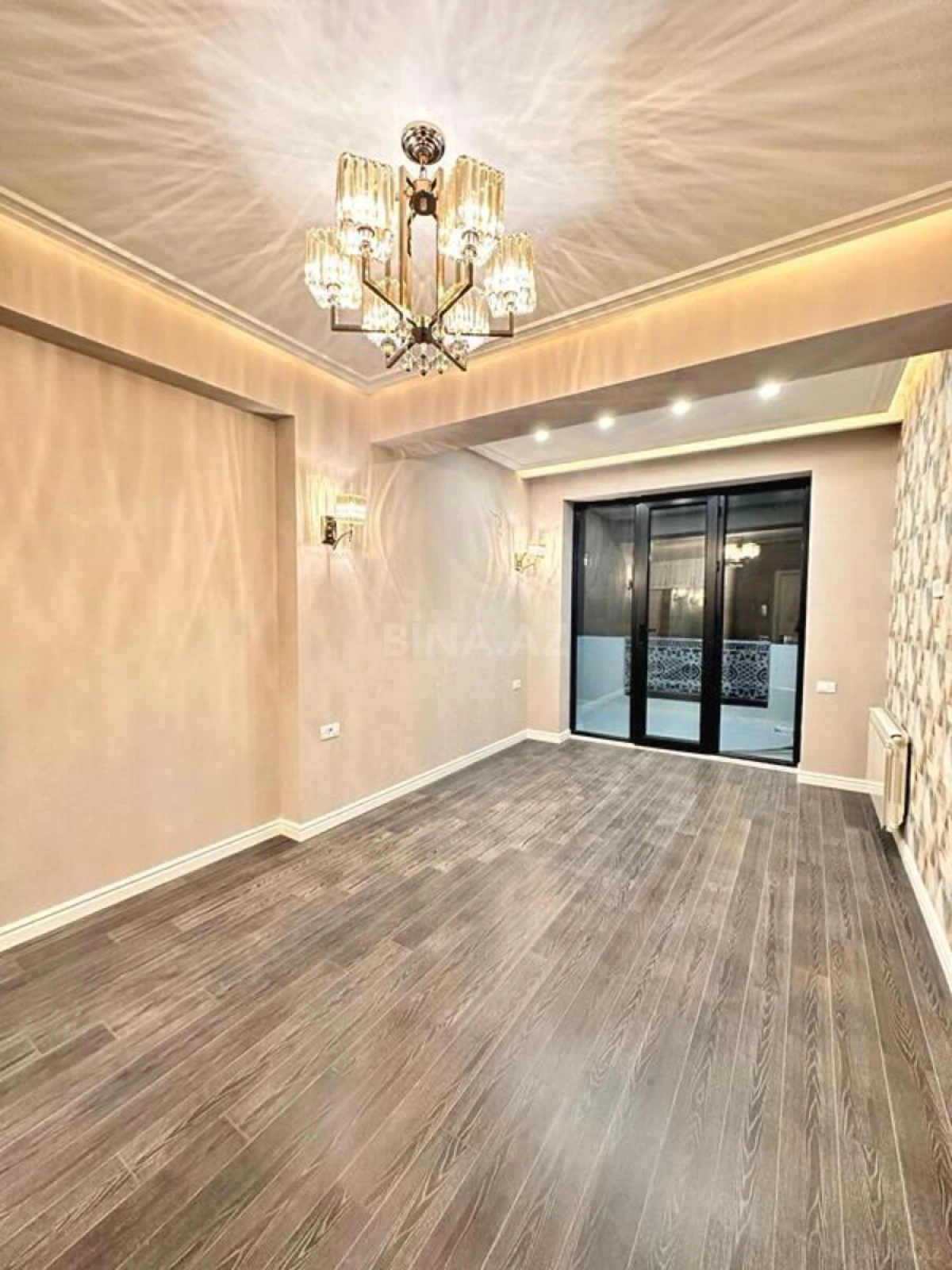 Satılır 2 otaqlı mənzil 80 m²
