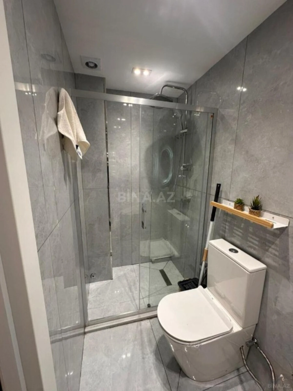 Kirayə verilir 2 otaqlı mənzil 40 m²