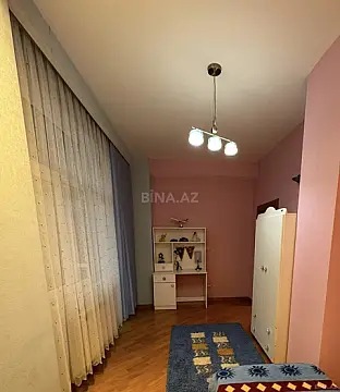 Satılır 3 otaqlı mənzil 110 m²