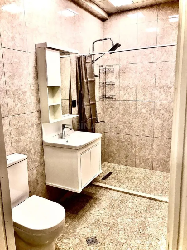 Kirayə verilir 3 otaqlı mənzil 110 m²