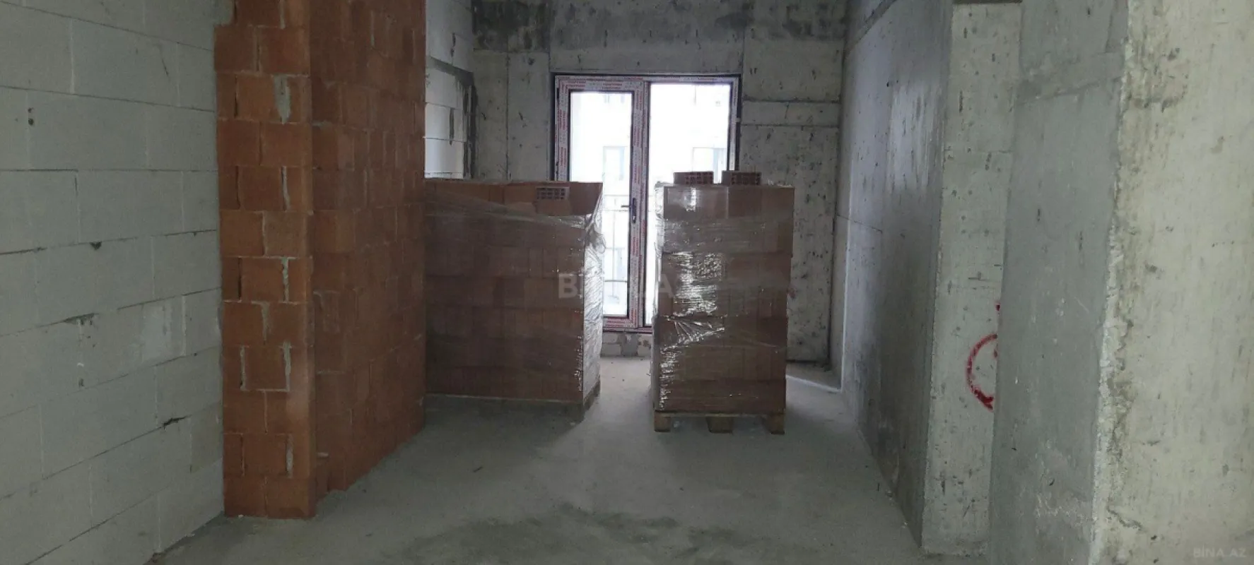 Satılır 2 otaqlı mənzil 56 m²