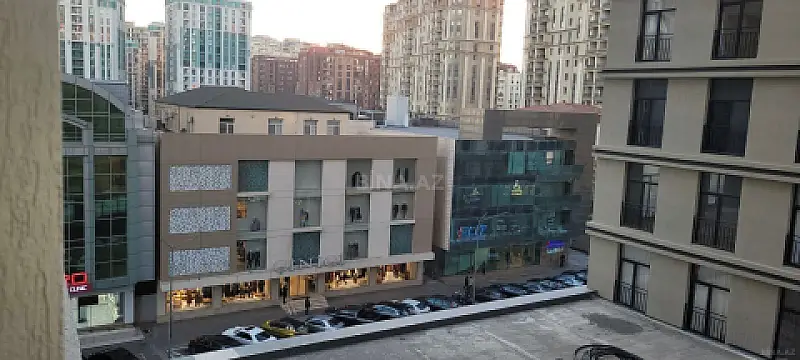 Satılır 2 otaqlı mənzil 56 m²