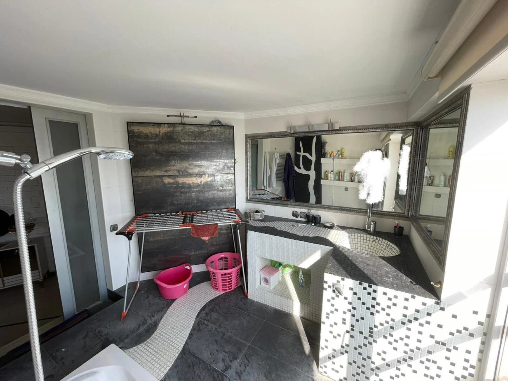 Kirayə verilir 3 otaqlı mənzil 137 m²