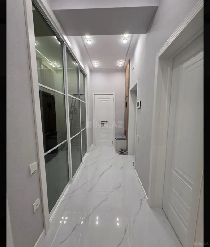 Satılır 2 otaqlı mənzil 70 m²