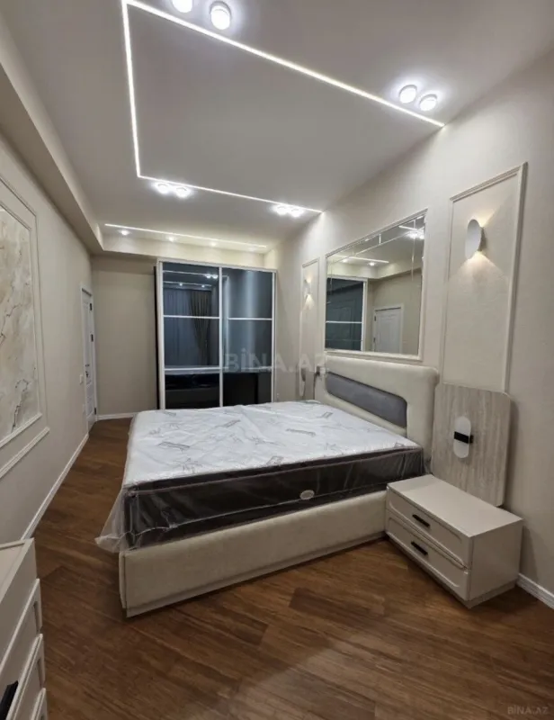 Satılır 2 otaqlı mənzil 70 m²