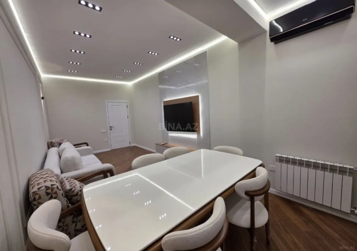 Satılır 2 otaqlı mənzil 70 m²
