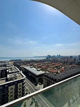 Satılır 4 otaqlı mənzil 224 m²