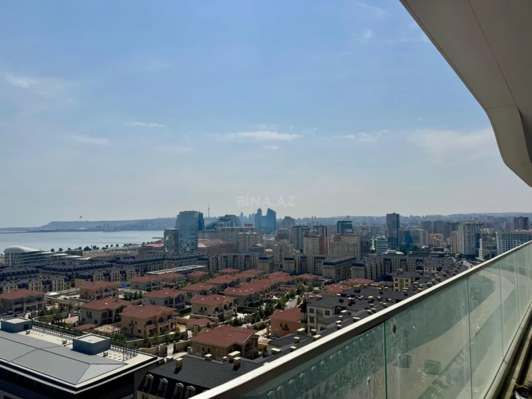 Satılır 4 otaqlı mənzil 224 m²