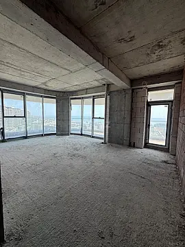 Satılır 4 otaqlı mənzil 224 m²