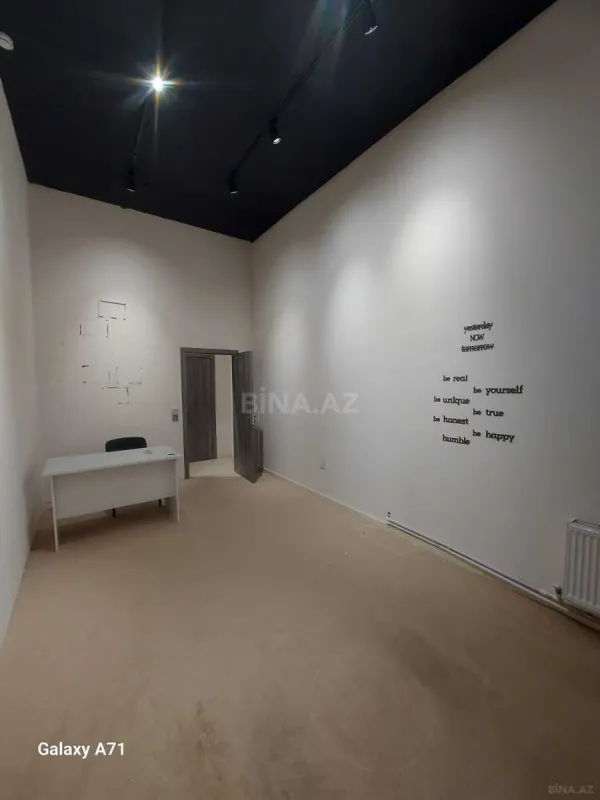 Kirayə verilir 1 otaqlı ofis 20 m²