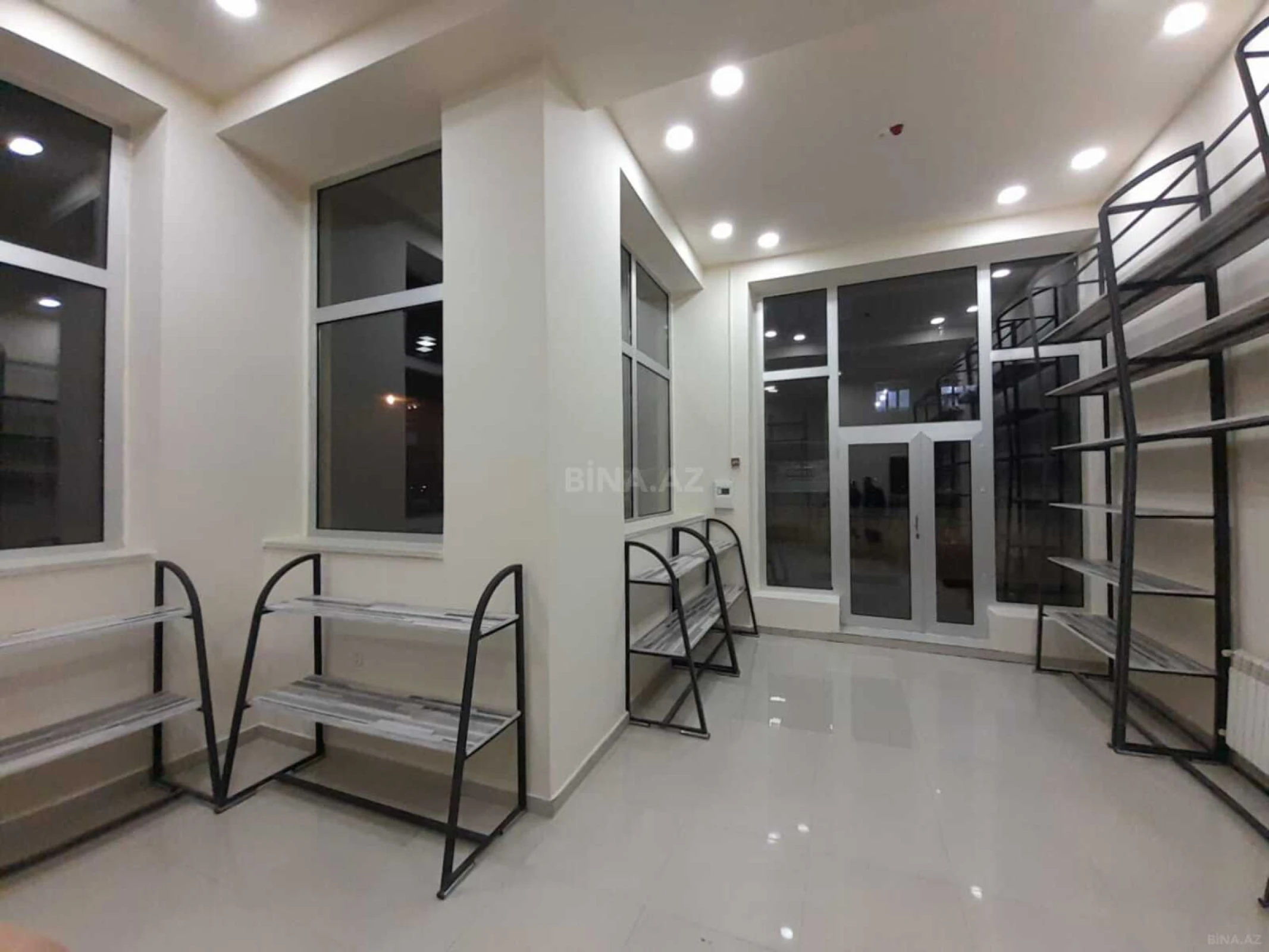 Satılır obyekt 55 m²