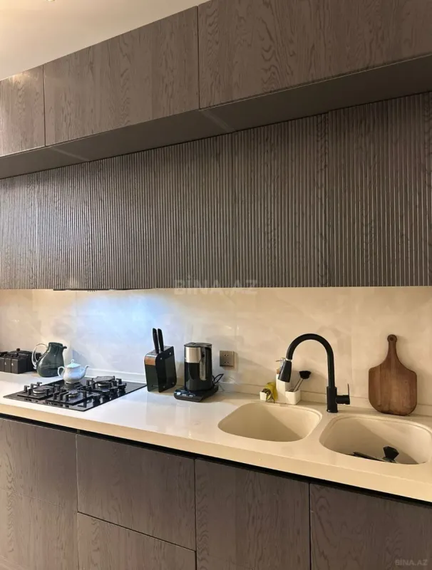 Satılır 2 otaqlı mənzil 74 m²