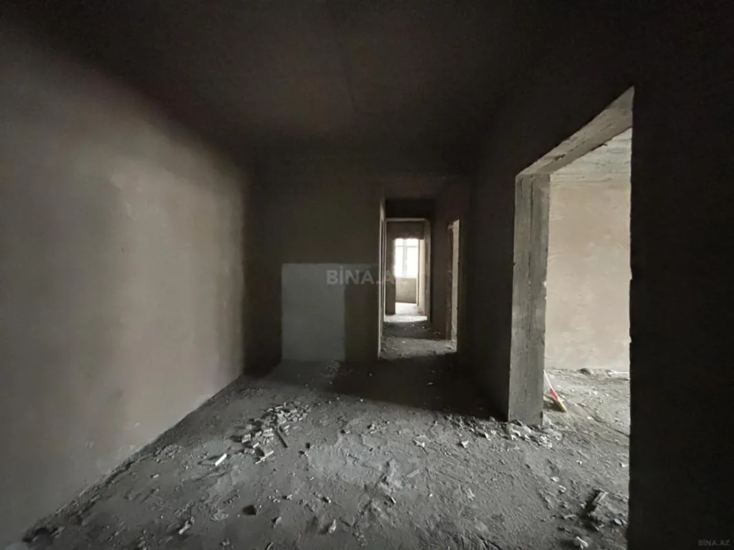 Satılır 4 otaqlı mənzil 155 m²