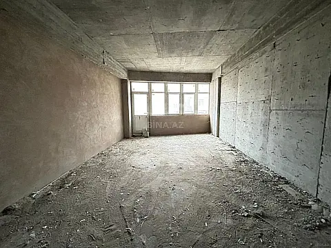 Satılır 4 otaqlı mənzil 155 m²