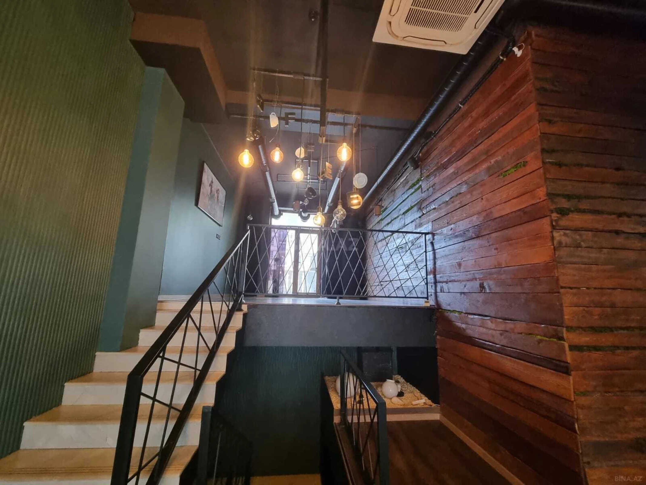 Kirayə verilir obyekt 300 m²