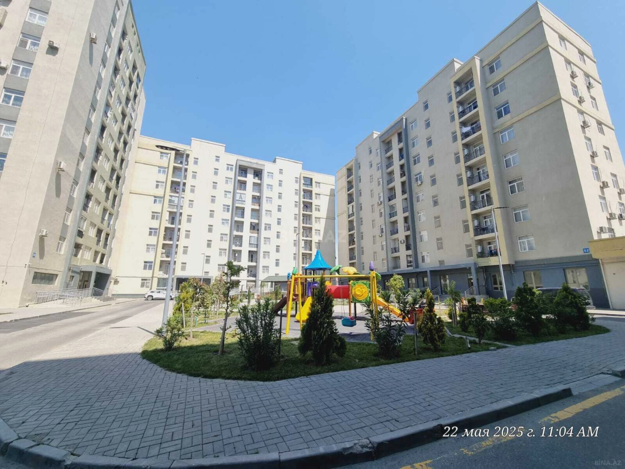 Satılır 4 otaqlı mənzil 130 m²
