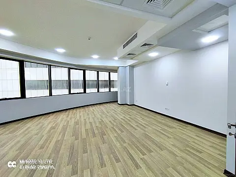 Kirayə verilir 5 otaqlı ofis 232 m²
