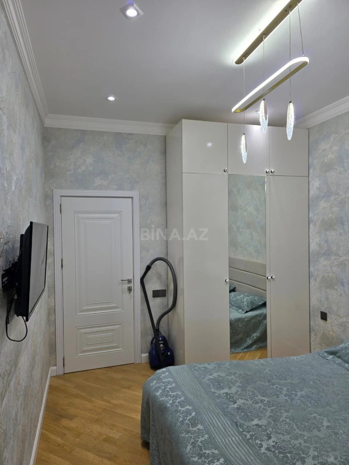 Kirayə verilir 2 otaqlı mənzil 60 m²